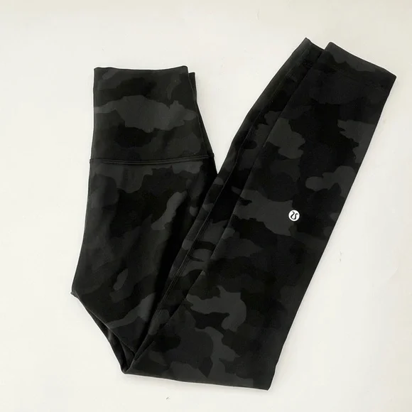Lululemon wunder train leggings black camo 4 - Picture 2 of 7